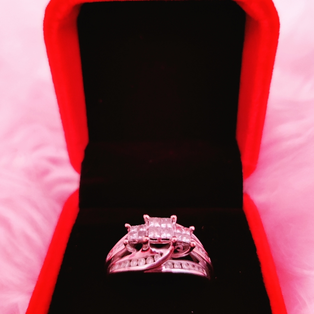 Kay Jewelers Cluster Engagement Ring